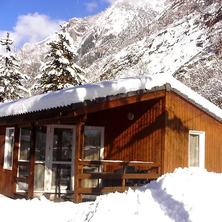 Camping La Cascade 木屋