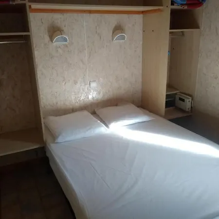 Camping La Cascade *